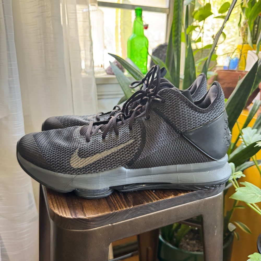 Nike LeBron Witness 5 Black Anthracite Basketball Shoes‎ BV7427-003 Mens Size 17